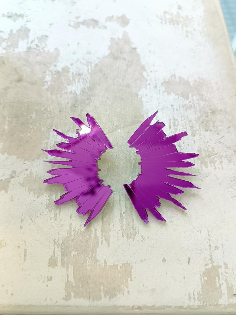 PENDIENTES RAYO MORADO